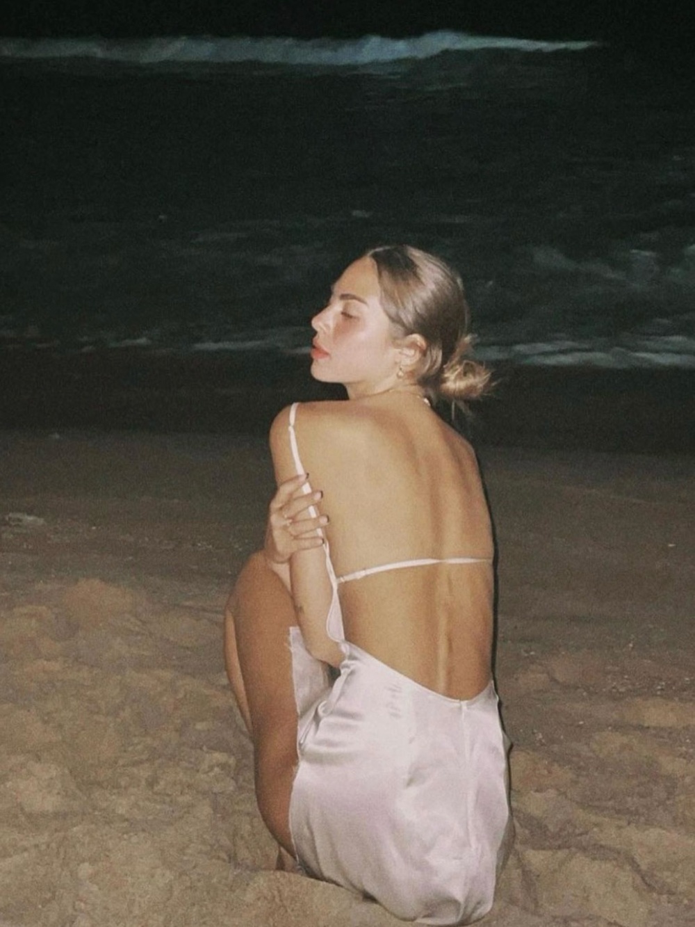 New! ARE YOU AM I Missi Satin Slip Mini Dress Off White 🤍 XS - Picture 2 of 11
